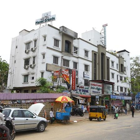 Hotel Oyo Flagship 470 Us Consulate Chennai Esterno foto