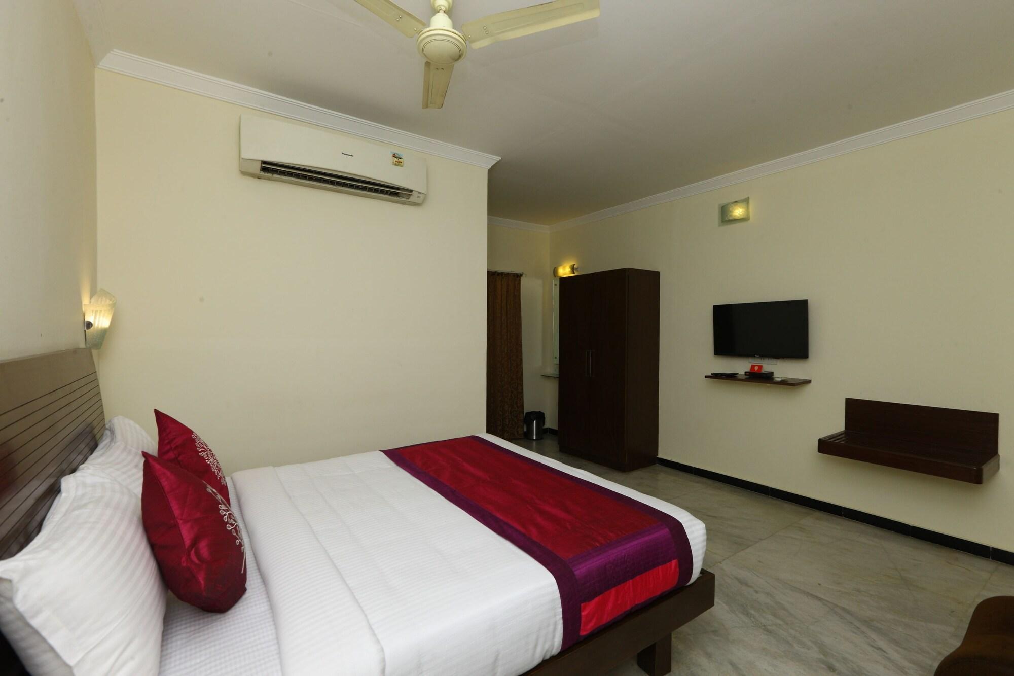 Hotel Oyo Flagship 470 Us Consulate Chennai Esterno foto